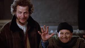 Lost in new york один дома 2: In Home Alone 2 Harry Still Has The Burn Mark On His Hand From The First Movie Moviedetails