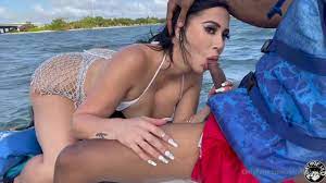 Valerie Kay Latina fucking on the beach outdoors | Baddielatina.com