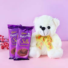 Learn how to make dairy milk silk cadbury's design. Teddy Bear With Cadbury Dairy Milk Silk Bars Gift Send Gourmet Gifts Online Hd1109401 Igp Com