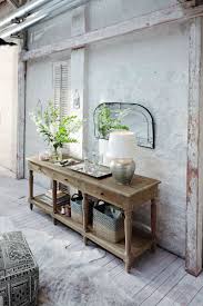 Zauberhafter Flur Mit Sideboard Im Franzosischen Landhausstil Wohnidee Von Loberon Gmbh Dekor Franzosischer Landhausstil Sideboard Landhausstil