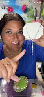 Congratulations Mario & Petra! Bronze in 4.0 mixed at the Salty Elf! 🥉