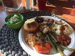 Chicken bog is a south carolina tradition with lots of variations (think herbs, spices and fresh veggies), but the standard ingredients remain: Southern Christmas Dinner Today S Lady Virtue