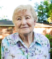 Yowona Woods Obituario