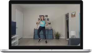 Zumba zu wackeln eingeladen, während kalorien zu verbrennen und die verfeinerung der silhouette : Online Und Virtuelle Zumba Kurse