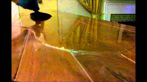 How To Epoxy Resin Bar Top Crystal Clear Glaze Coat Epoxy Resin Diy Bar Top Resin Diy