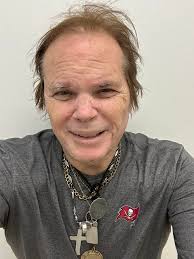 Dan Patrick (@dvdzisus) • Instagram photos and videos