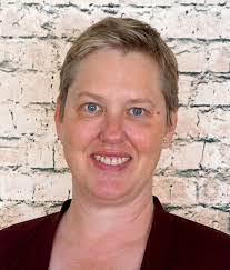 Tracy Pratt's Instagram, Twitter & Facebook