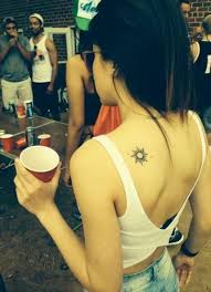 43 Ideas Tattoo Shoulder Blade Small Ears Small Shoulder Tattoos Back Of Shoulder Tattoo Small Back Tattoos