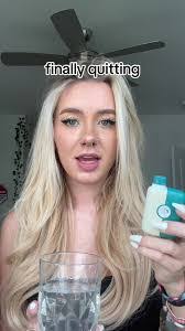 Kayla Holbrook's Instagram, Twitter & Facebook