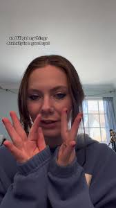 How to Play She Wakes Up Early Every Morning