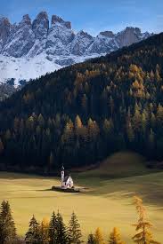 Fall Villnoss Valley South Tyrol Lugares Increibles Hermosos Paisajes Lugares Hermosos