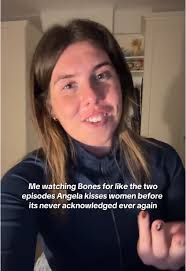 Discovering Lesbian Culture: The Angela Montenegro Kiss