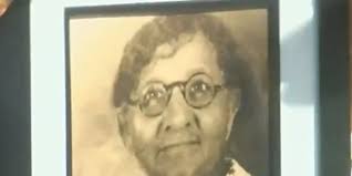 Rosa Scott's descendants donate biography to school during community  ceremony