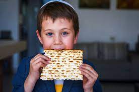Synonyms arabic german english spanish french hebrew italian japanese dutch polish portuguese romanian russian turkish chinese. Jewish Hebrew Boy Names Popularity And Meaning