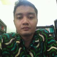 PDF) Urgensi Guru Pendidikan Agama Islam Dalam Pembentukan Akhlak Siswa Di  Era Digitalisasi