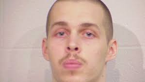 Escapees, girlfriends nabbed in Colorado