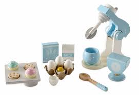Aldi Launches An Affordable Wooden Toy Range Just In Time For Christmas Baking Set Wooden Toys Aldi