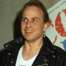 Can we talk about the Awesome Bobcat Goldthwait?