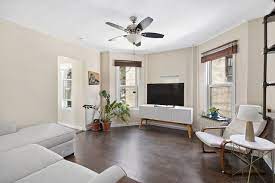 An up and coming area in brooklyn that houses a diverse community and plenty of jamaican, spanish, and african eateries. Brooklyn Apartments For Rent In Bay Ridge At 352 76th Street Brownstoner