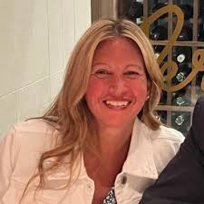 Christine Hogan (@chogan3hogan)