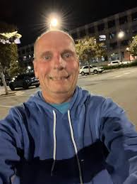 Well it's a bit cold and windy out there for this Florida boy. But keep  pushing and 8.30 miles for tonight.