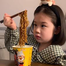 Me បន្ទាប់ពីចាយលុយមិនចេះគិត !