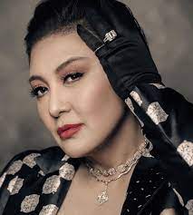 Born january 6, 1966) is a filipino actress, singer, television host, and commercial endorser. Sharon Cuneta Warns Public About Fake Twitter Account Pretending To Be Her