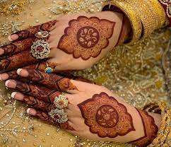 Enjoy the videos and music you love, upload original content, and share it all with friends, family, and the world on youtube. 559 Likes 3 Comments Kashee S Beauty Parlour Kashees Official On Instagram Kashee S Sig Back Hand Mehndi Designs Kashee S Mehndi Designs Mehndi Designs