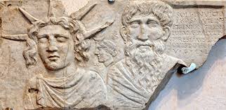 SPQR - [Tertulliano, Ad nationes, apologeticum, de testimonio animae] «Molti ritengono che il Dio cristiano sia il Sole perché è un fatto noto che noi preghiamo rivolti verso il Sole sorgente e