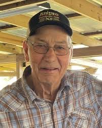 Amy Marler's Instagram, Twitter & Facebook