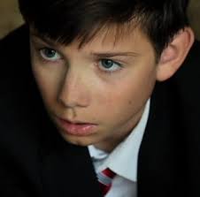 Lawrence Weller's Instagram, Twitter & Facebook