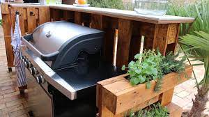 All of the materials and tools i used for the projects are linked below! Bar Aus Paletten Selber Bauen Diy Garten Zenideen Cool Bars Built In Bar Stoneware Tile