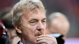 Prezes pzpn od wielu lat mieszka we włoszech, gdzie występował w trakcie swojej kariery w barwach m.in. Wybory W Pzpn Zbigniew Boniek Odchodzi Nadciaga Gwaltowna Zmiana