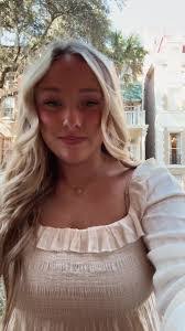 Savannah Dowd's Instagram, Twitter & Facebook