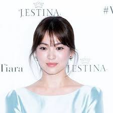156cm no wonder they say she is a veteran at dramas. Song Hye Kyo Bio Affair Married Husband Net Worth Ethnicity Salary Age Nationality Height Actress