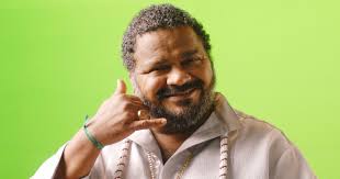 Arlindo cruz participou do grupo fundo de quintal e é considerados por muitos a figura mais importante do pagode. Arlindo Cruz Fotos Ultimas Noticias Idade Signo E Biografia Purepeople