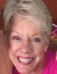 Pam Mott's Instagram, Twitter & Facebook