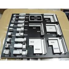 Dapur merupakan ruangan yang sangat intim dalam rumah. Kitchen Set Aluminium