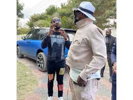 Le kabiliste claude mashala refuse les négociations avec le patron du dvd mokonzi ex animateur de dakumuda et koffi olomide raconte la terrible confusion qui a. Roki Ray Vanny Koffi Patati Patata Disappoints Viral Nigeria