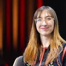 Amy Hinchey's Instagram, Twitter & Facebook