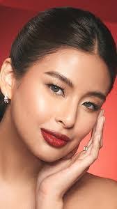 Marni Ball's Instagram, Twitter & Facebook