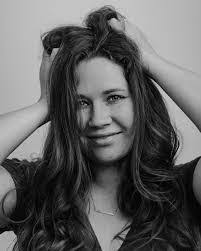 Aisha Dean's Instagram, Twitter & Facebook