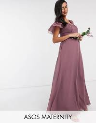 Che tu stia cercando un abito elegante premaman per un matrimonio, un party o un'occasione di lavoro importante, scegli uno dei nostri capi super trendy. Capi Da Cerimonia Premaman Vestiti E Look Asos