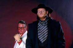 Doch hat er rund drei jahrzehnte die geschicke des wwe main events entscheidend mitgeprägt und gilt hinter den kulissen schon lange als respektsperson. 96 Undertaker Wwe Ideen Wwe Der Undertaker Undertaker Wwe