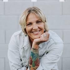 Danielle Strickland (@daniellejstrickland) • Instagram photos and videos