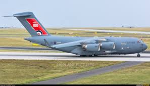 Since it entered service in january 1995, 218 aircraft have been delivered to the us air force. Zz177 Royal Air Force Boeing C 17a Globemaster Iii At Prague Vaclav Havel Photo Id 1101845 Airplane Pictures Net