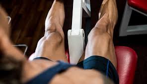 Sowohl im rectus femoris (gerader oberschenkelmuskel) wie im vastus medialis (innerer oberschenkelmuskel) kann es nun zur zerrung oder sogar zum muskelbündelriss kommen. Oberschenkel Trainieren Men S Health