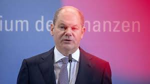 Check spelling or type a new query. Nach Dem Einbruch In Wohnhaus Von Olaf Scholz Wie Sicher Lebt Der Vizekanzler In Potsdam Potsdam Startseite