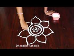 Simple Easy Freehand Rangoli Design Without Dots Small Kolam Designs Latest Rangoli Patterns Youtube Rangoli Patterns Rangoli Designs Kolam Designs