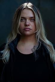 Lee Beamon's Instagram, Twitter & Facebook